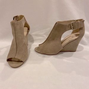 Nine West Suede Wedge